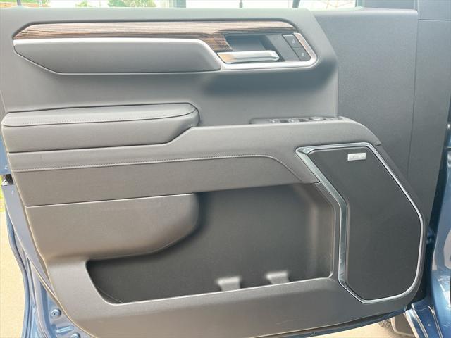 new 2025 GMC Sierra 1500 car, priced at $54,725