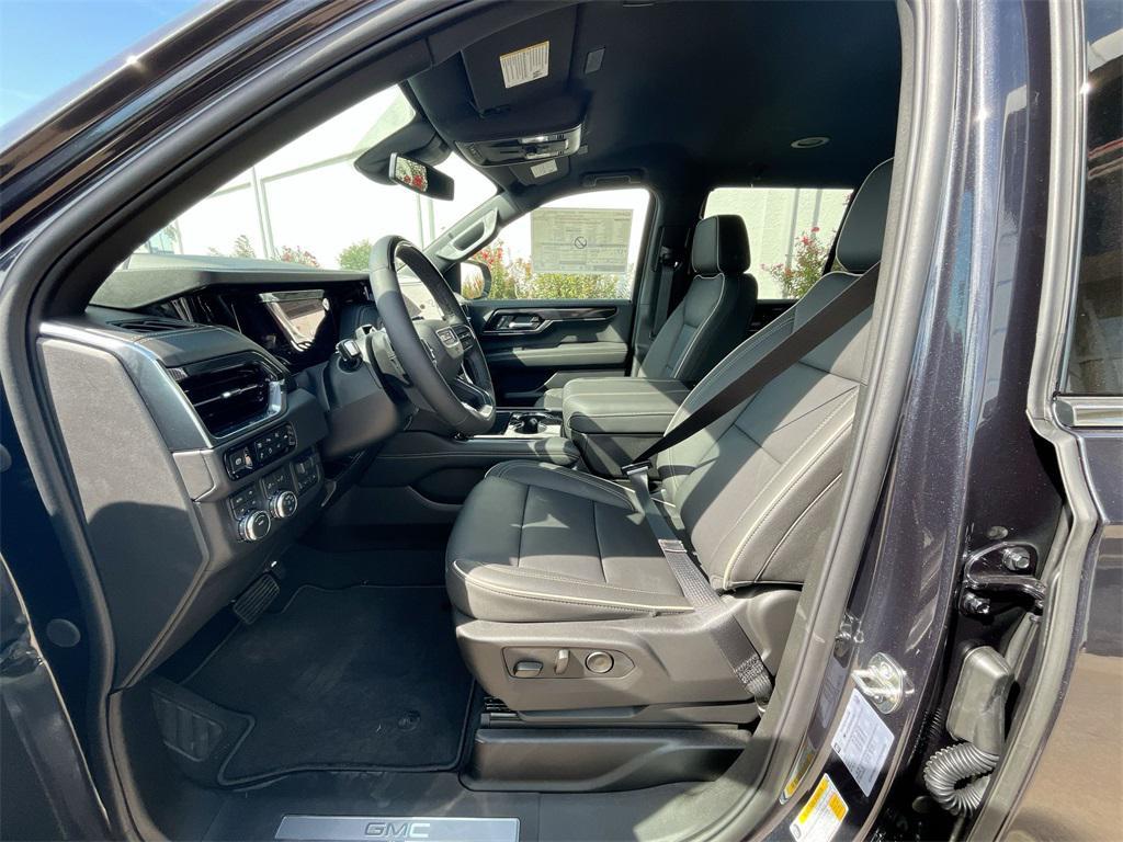 new 2025 GMC Yukon car, priced at $76,875