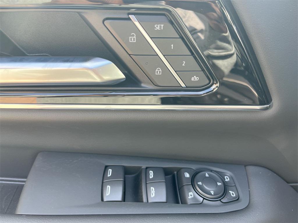 new 2025 GMC Yukon car, priced at $76,875