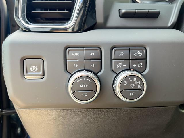 new 2025 GMC Sierra 2500 car, priced at $77,915
