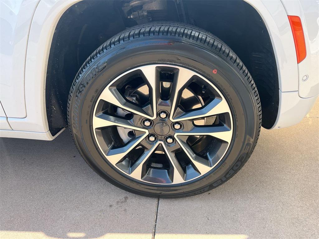 used 2021 Jeep Grand Cherokee L car, priced at $26,000