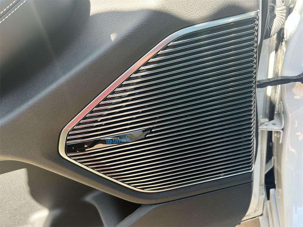 used 2021 Jeep Grand Cherokee L car, priced at $26,000