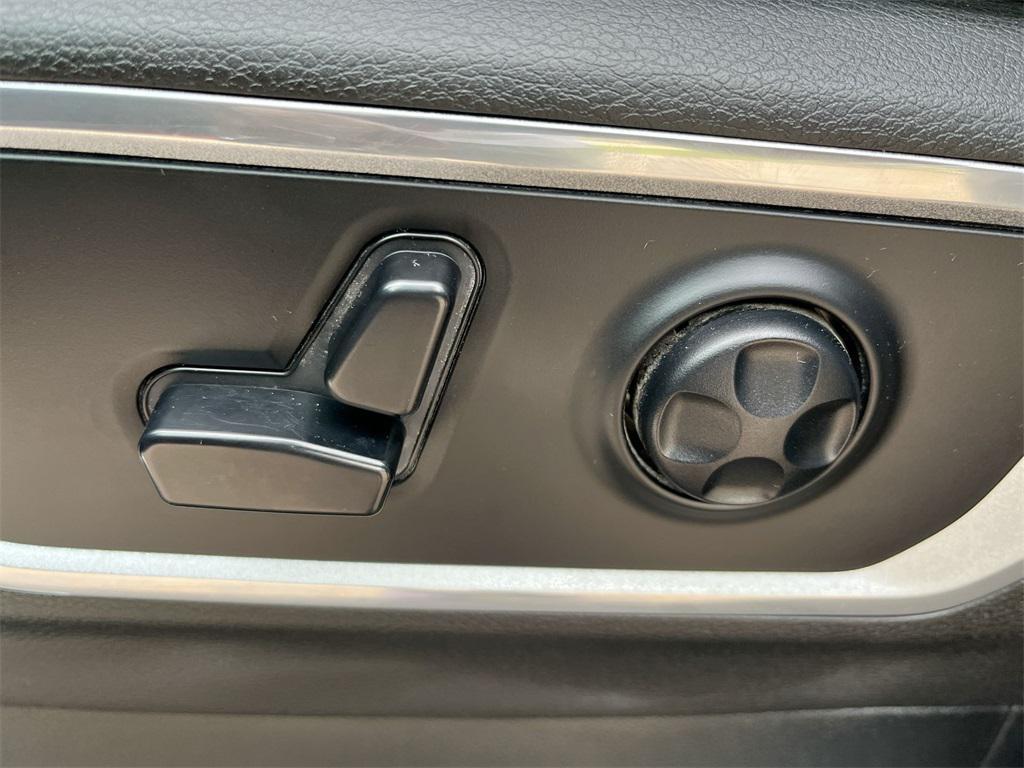 used 2020 Ram 1500 car, priced at $33,500