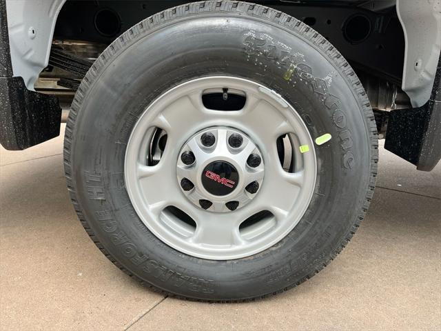 new 2025 GMC Sierra 2500 car, priced at $46,580