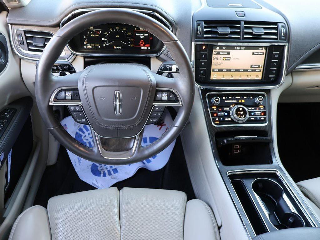 used 2017 Lincoln Continental car, priced at $25,700