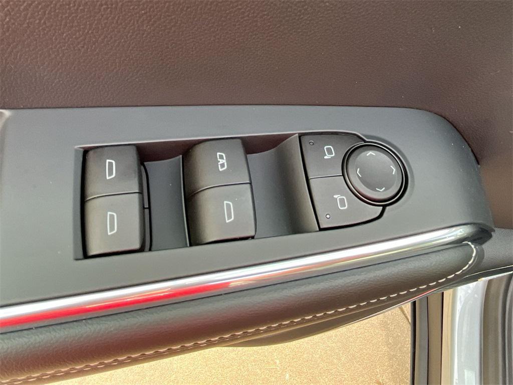 new 2026 GMC Acadia car, priced at $45,598