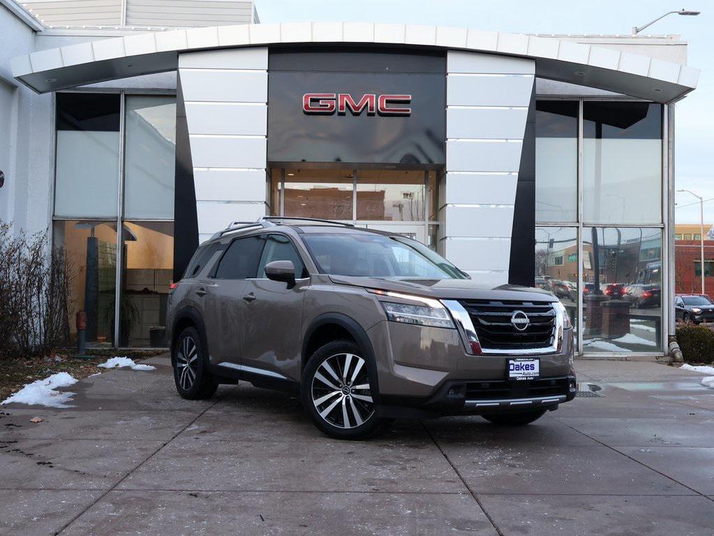 used 2023 Nissan Pathfinder car, priced at $30,000