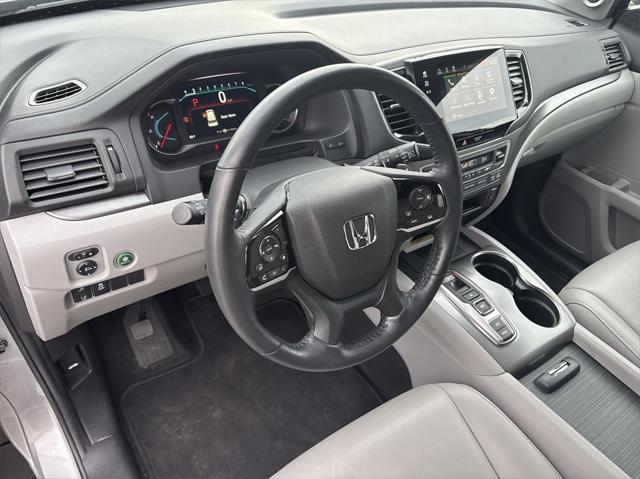 used 2021 Honda Pilot car, priced at $28,000