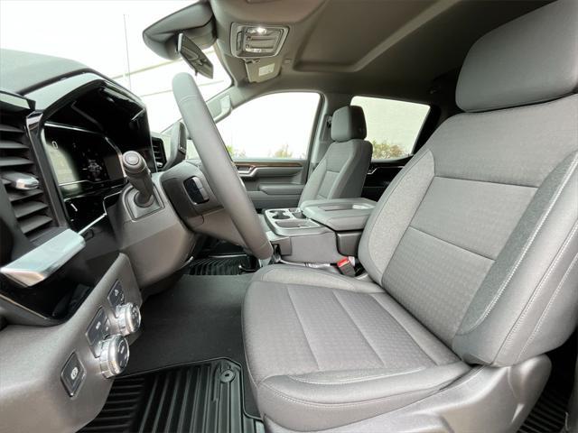new 2025 GMC Sierra 1500 car, priced at $43,340
