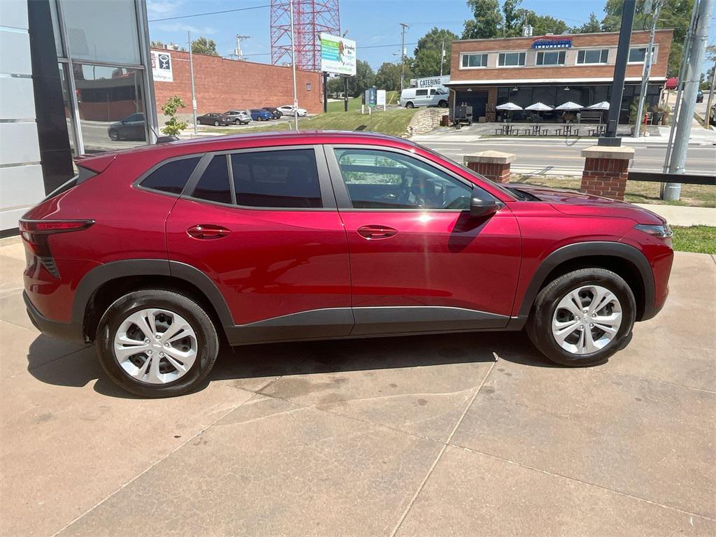used 2025 Chevrolet Trax car, priced at $23,000