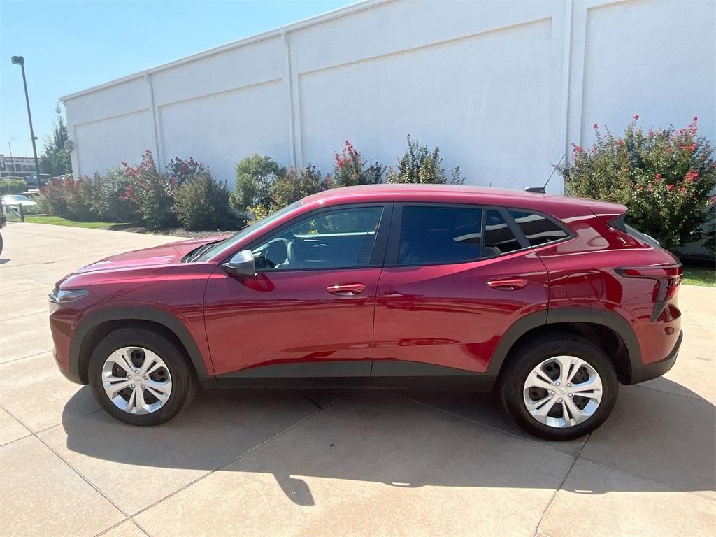 used 2025 Chevrolet Trax car, priced at $23,000