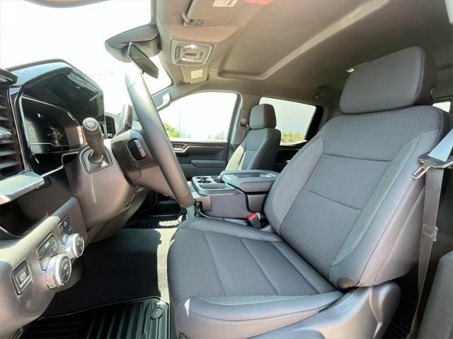 new 2025 GMC Sierra 1500 car, priced at $45,940