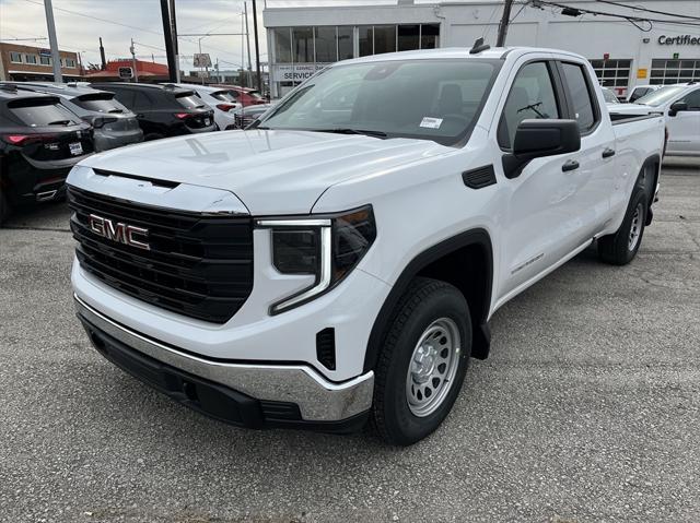 new 2025 GMC Sierra 1500 car, priced at $41,695