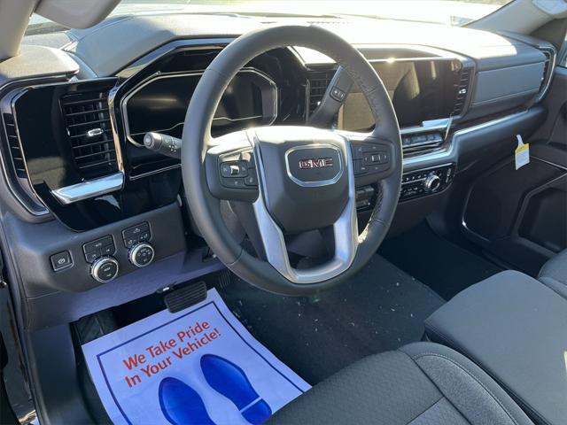 new 2025 GMC Sierra 1500 car, priced at $45,135