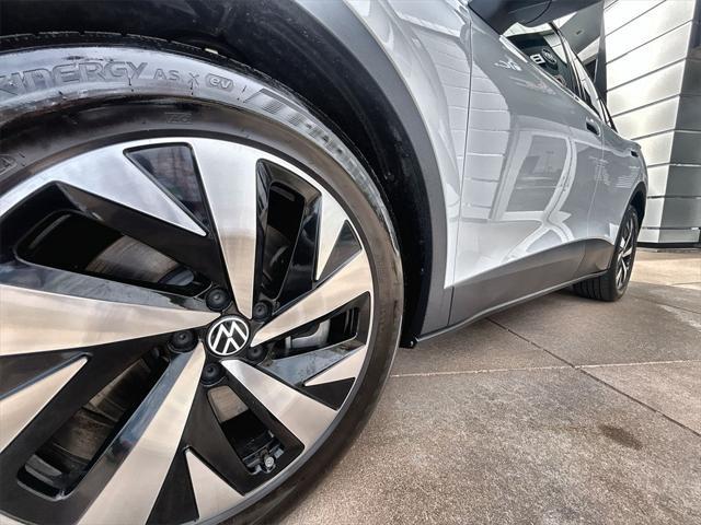 used 2024 Volkswagen ID.4 car, priced at $26,500