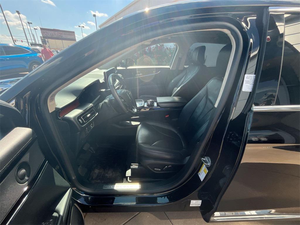 used 2022 Lincoln Nautilus car, priced at $32,500