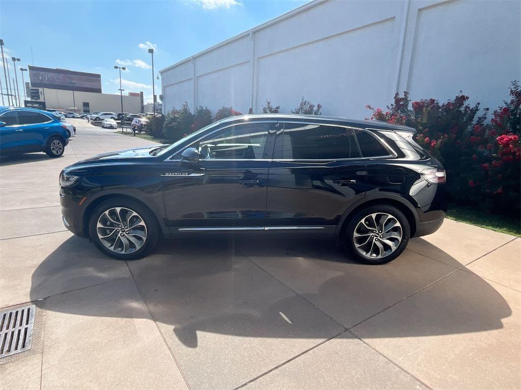 used 2022 Lincoln Nautilus car, priced at $32,500