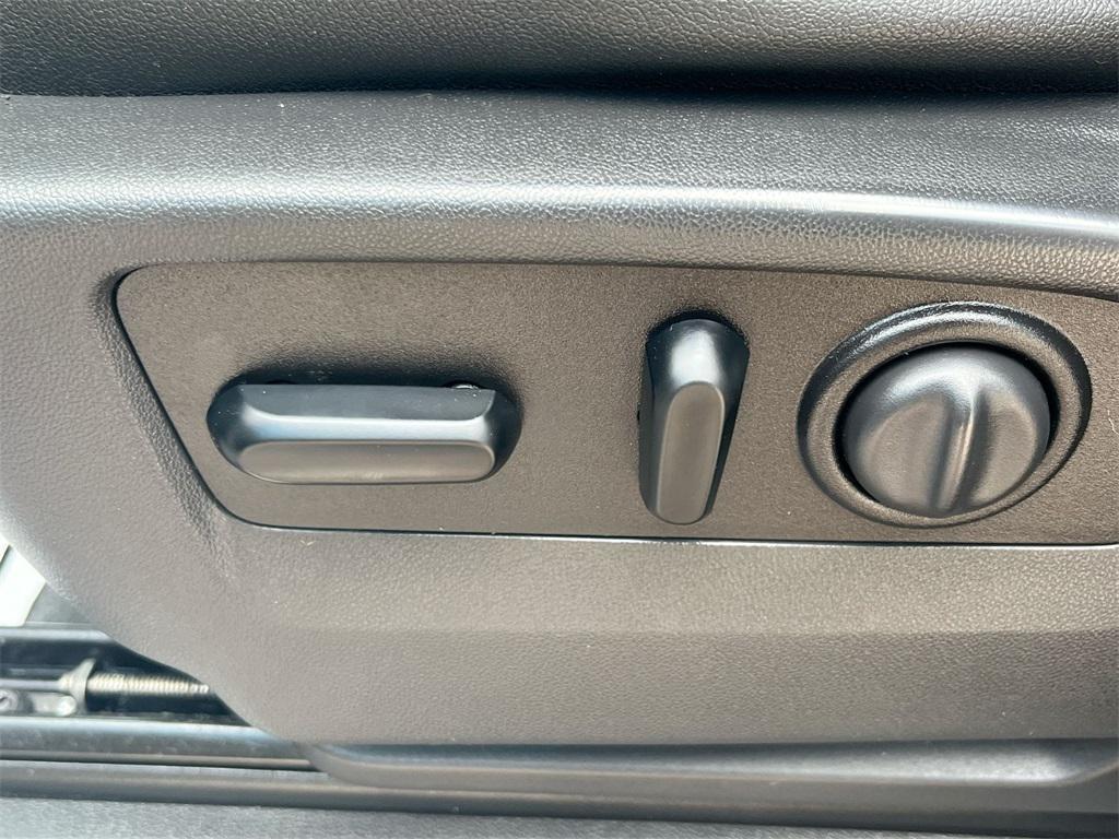 used 2021 Chevrolet Silverado 1500 car, priced at $36,000