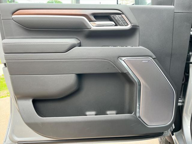 new 2025 GMC Sierra 2500 car, priced at $81,585