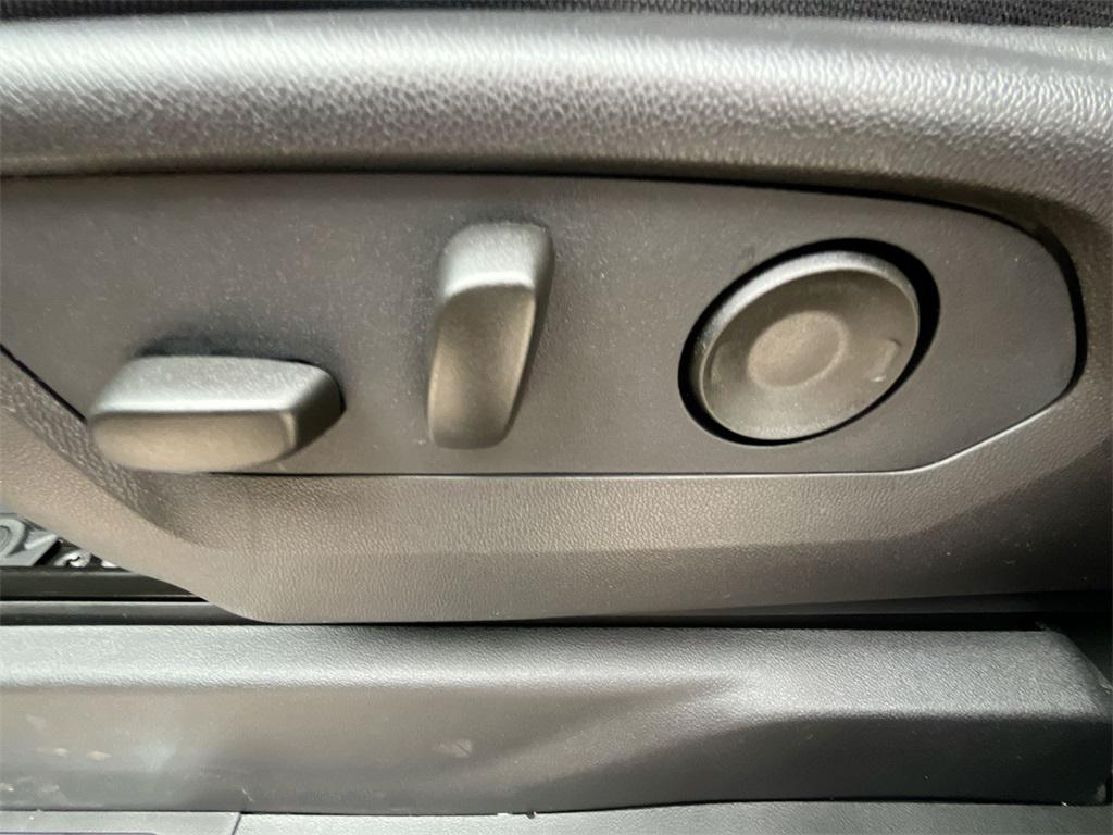 new 2026 GMC Sierra 1500 car, priced at $43,142