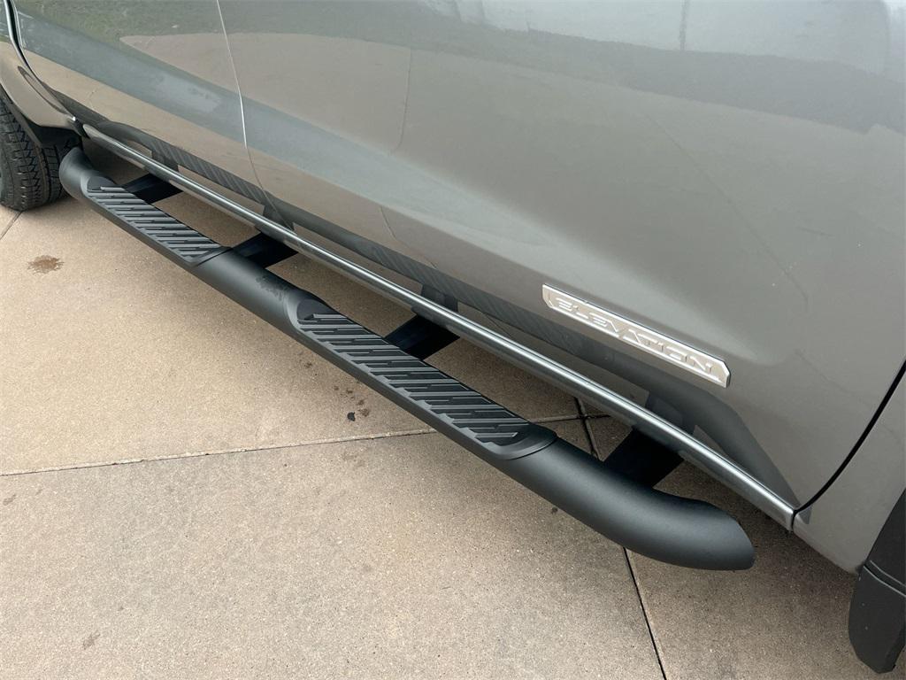 new 2026 GMC Sierra 1500 car, priced at $43,142