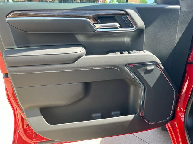 new 2025 GMC Sierra 1500 car, priced at $52,805