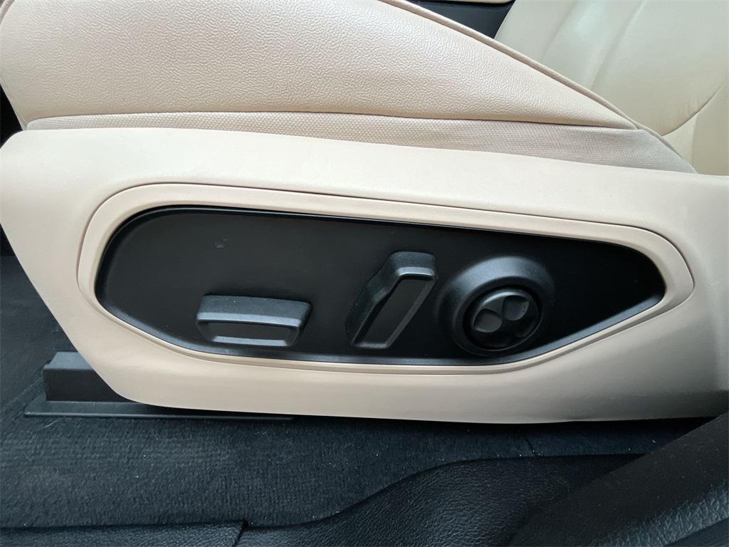used 2022 Jeep Grand Cherokee 4xe car, priced at $28,000