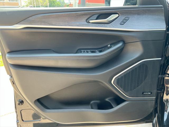 used 2022 Jeep Grand Cherokee car, priced at $27,500