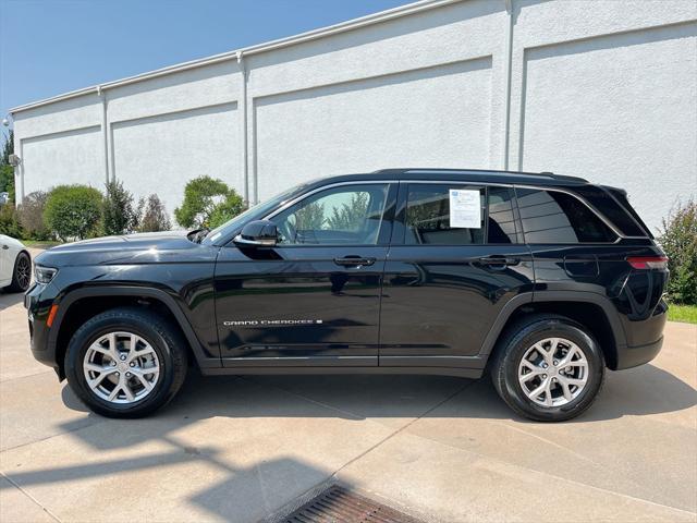 used 2022 Jeep Grand Cherokee car, priced at $27,500