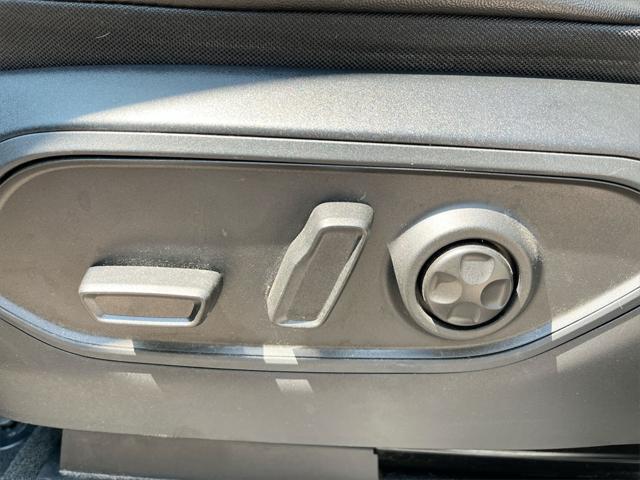 used 2022 Jeep Grand Cherokee car, priced at $27,500