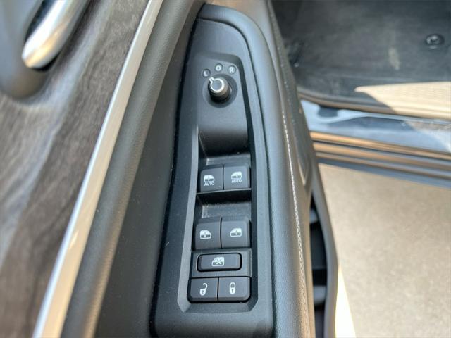 used 2022 Jeep Grand Cherokee car, priced at $27,500