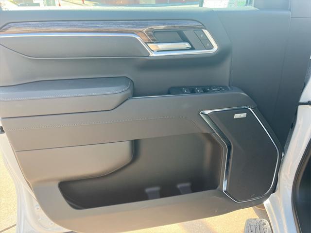 new 2025 GMC Sierra 1500 car, priced at $53,695