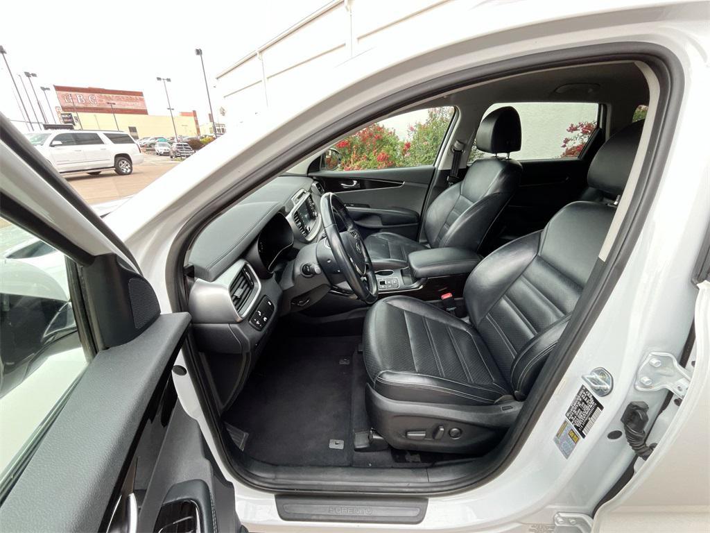 used 2019 Kia Sorento car, priced at $17,000