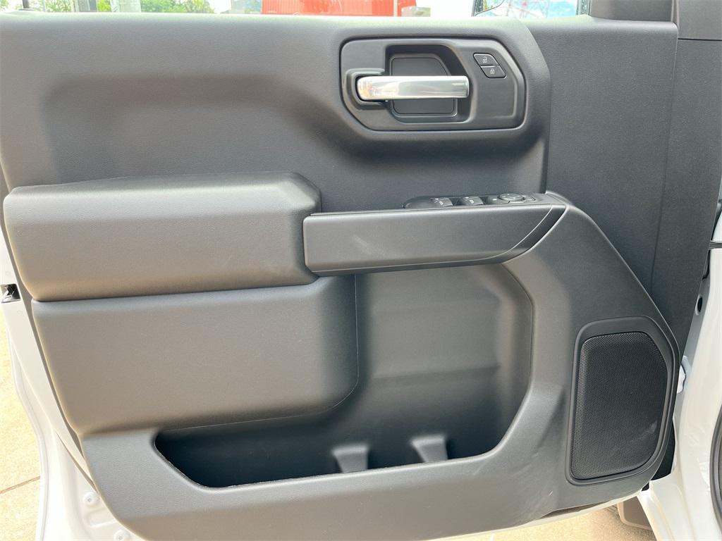 new 2025 GMC Sierra 1500 car, priced at $37,970