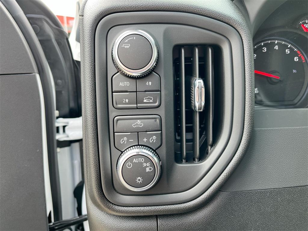 new 2025 GMC Sierra 1500 car, priced at $37,970