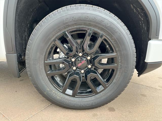 new 2025 GMC Sierra 1500 car, priced at $37,720
