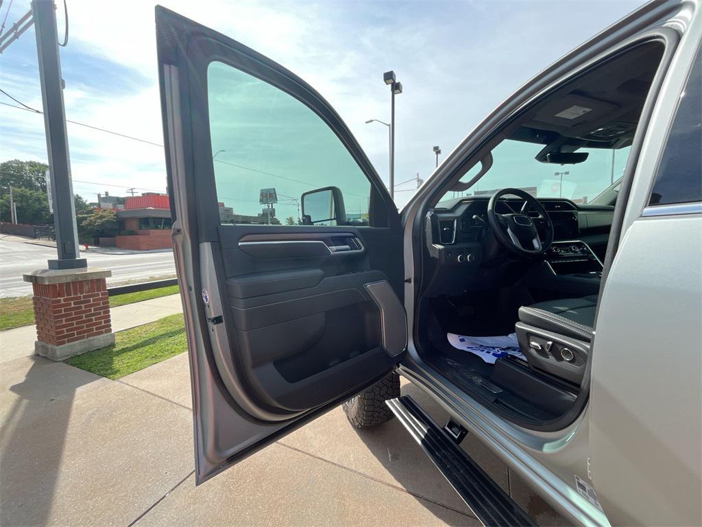 new 2025 GMC Sierra 2500 car, priced at $116,056