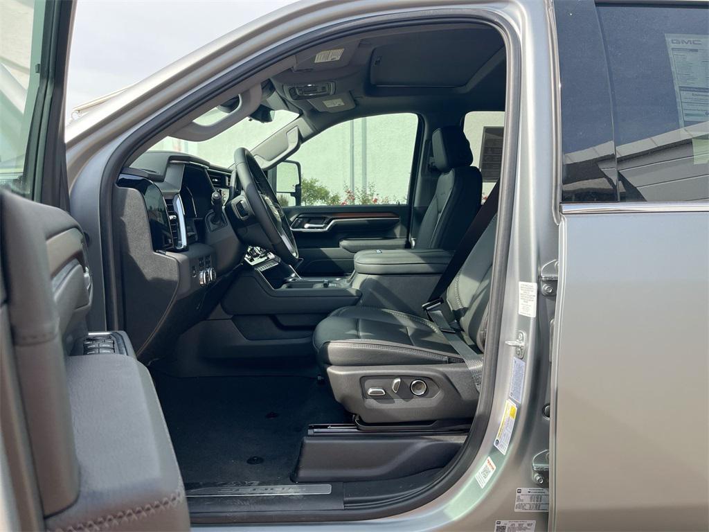 new 2025 GMC Sierra 2500 car, priced at $116,056