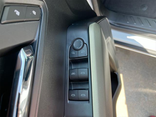 new 2025 GMC Canyon car, priced at $40,925