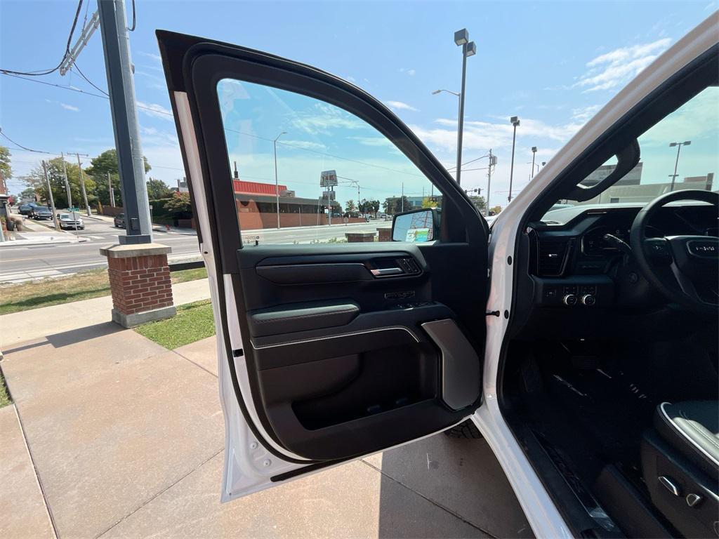 new 2026 GMC Sierra 1500 car, priced at $76,932