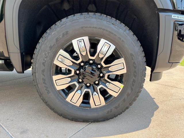 new 2025 GMC Sierra 2500 car, priced at $81,585