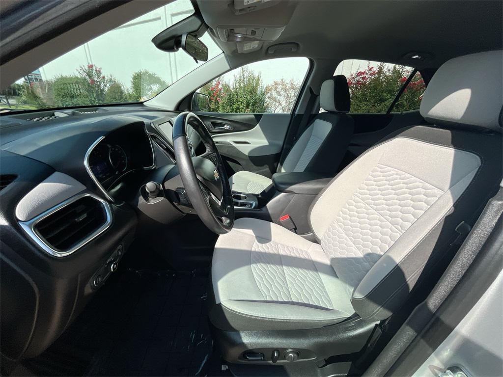 used 2021 Chevrolet Equinox car, priced at $19,000