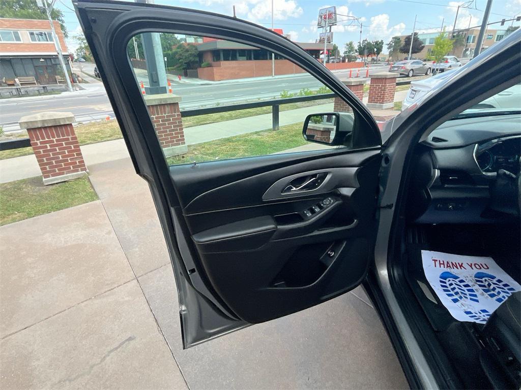 used 2019 Chevrolet Traverse car, priced at $13,500