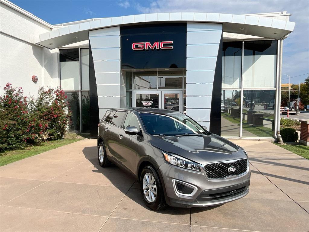 used 2018 Kia Sorento car, priced at $15,500