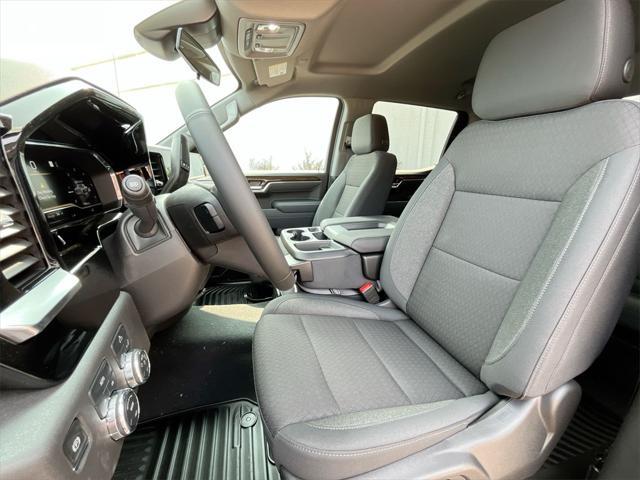 new 2025 GMC Sierra 1500 car, priced at $45,580