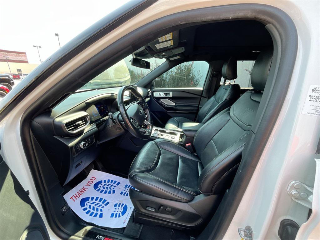 used 2022 Ford Explorer car, priced at $32,000