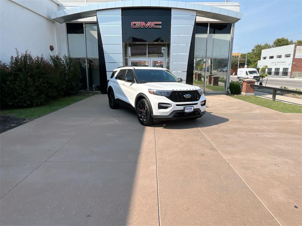 used 2022 Ford Explorer car, priced at $32,000