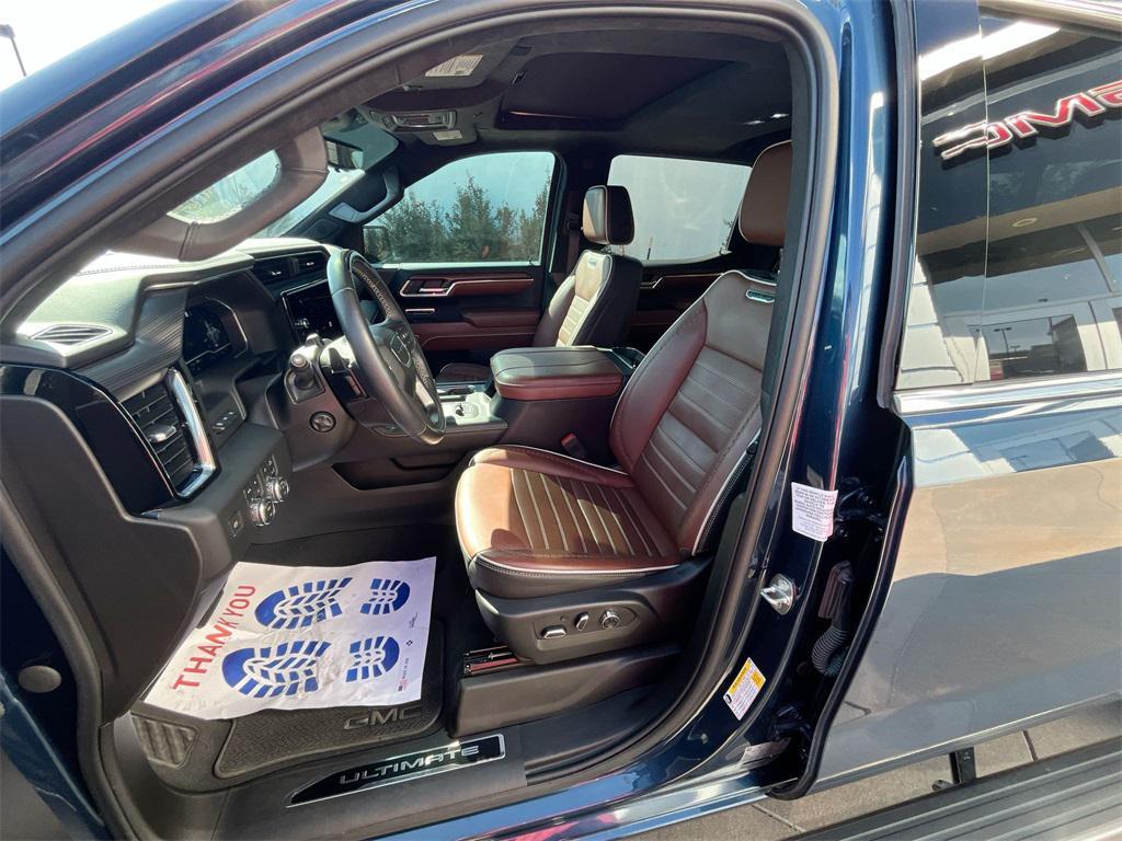 used 2023 GMC Sierra 1500 car, priced at $62,000
