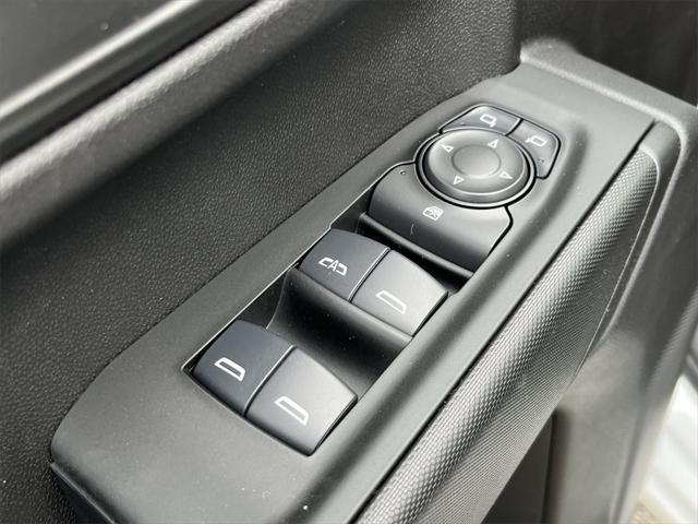 new 2025 GMC Sierra 1500 car, priced at $38,040