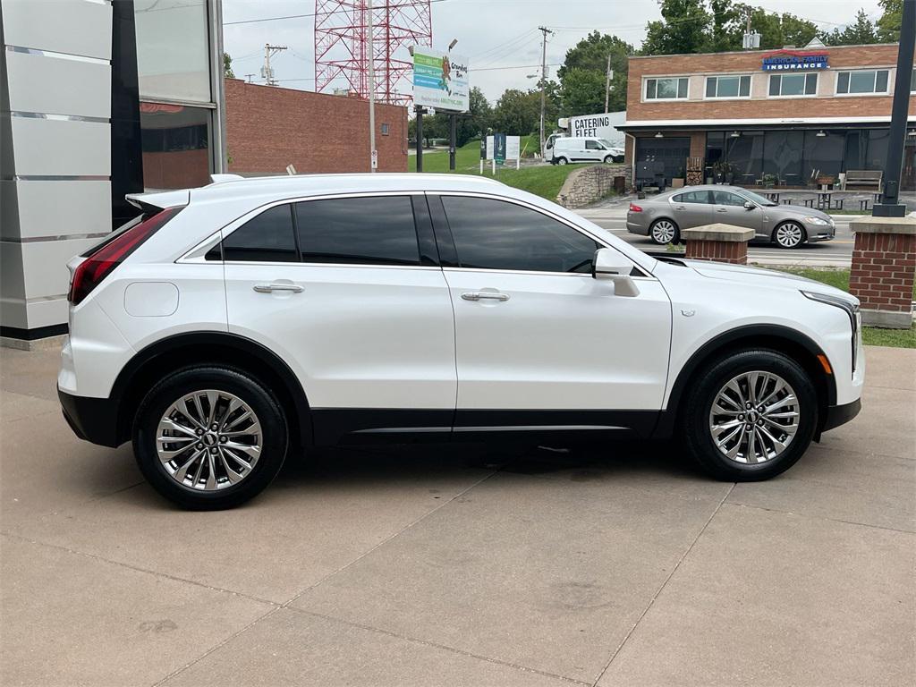 used 2024 Cadillac XT4 car, priced at $39,000